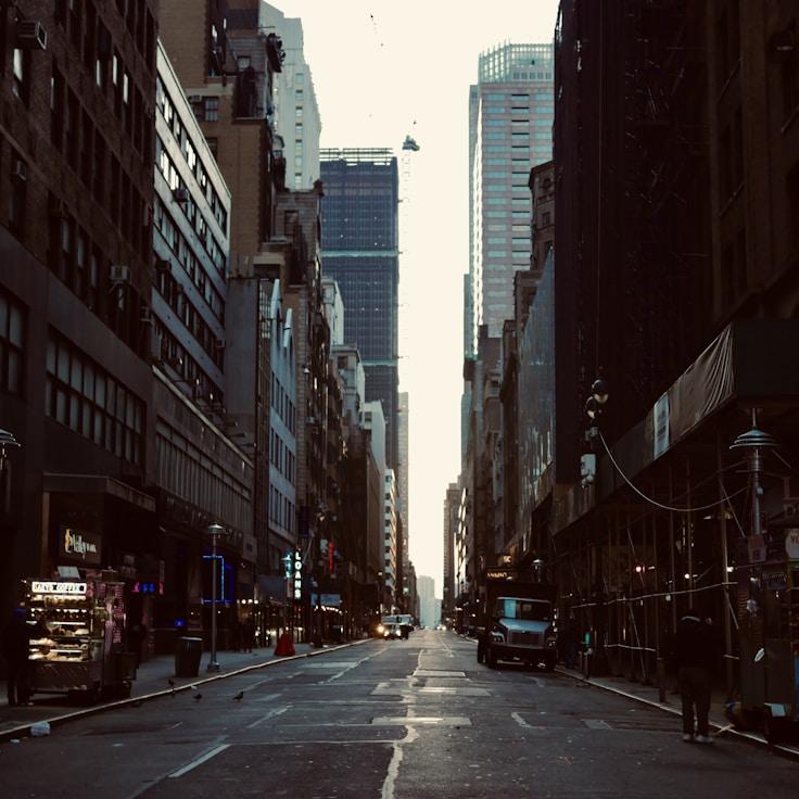 Chiara Rossi - Expat family life guide in Italy